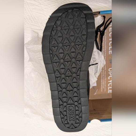 Black and White Women's Sneakers - Picture 4 of 4